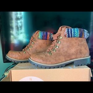 Cliffs by White Mountain Lace Up Hiker Boots